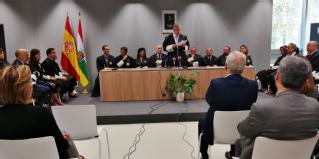 El presidente del TSJLR, Javier Marca, durante su discurso